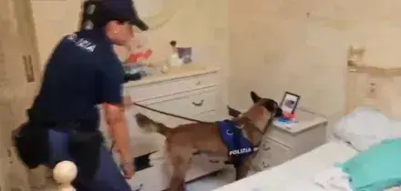 Droga con i droni e smartphone in carcere a Catania, quattro arresti