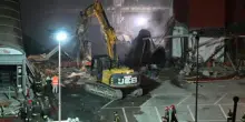 Messina, i corpi fra le macerie dopo il crollo dell'edificio