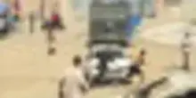 Ceuta, il Marocco ferma i migranti ma la corsa continua