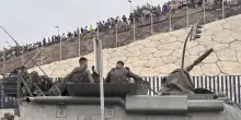 "Non sapevamo nulla", il tragico flop di Madrid su Ceuta. E Sanchez ci prova con i galleggianti