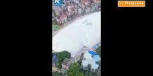 Cina, a Guangzhou una cupola gonfiabile copre un cantiere