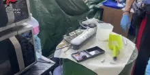 Scoperta una raffineria di cocaina a Latina, 5 arresti
