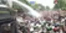 India, protestano gli studenti del Jharkhand, tra idranti e manganelli