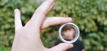 Anello "fallico" incastrato sul pene, salvato dai pompieri con una microfresa