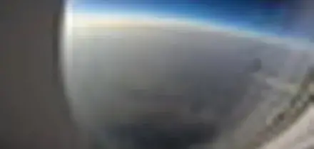 L'eclissi di sole vista da 10.000 metri in volo sulla Spagna