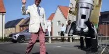 Farage torna in Parlamento, quelle strane elezioni contro "mr Spazzatura"