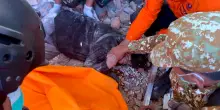 Indonesia, terremoto di magnitudo 7.7: vittime e palazzi crollati