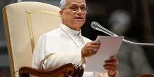 Quelle cene dei conservatori a casa del cardinale Burke che scelsero Prevost e bocciarono Parolin
