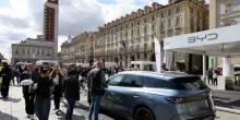Veicoli cinesi a nuova energia guadagnano terreno in Italia