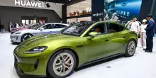 Cina, cresce il consumo energetico per auto elettriche e servizi dati Internet
