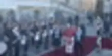 Papa Leone a San Marino accolto con inni, onori e spari cannone