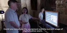 Cina, restauratori al lavoro per preservare nel tempo le grotte di Mogao
