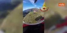 29 persone soccorse in Val Seriana dai Vigili del Fuoco per il maltempo, il video dall'elicottero