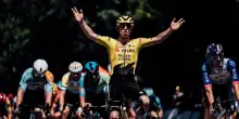 Brennan vince la seconda tappa della Vuelta, Pogacar resta in maglia rossa