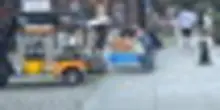 I trucchi contro il caldo in Sudcorea: blocchi di ghiaccio per strada