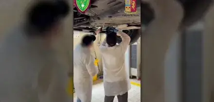 Auto clonate sequestrate a Palermo, erano destinate al mercato nero in Tunisia