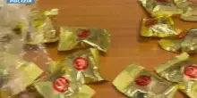 Nascondeva 5 Kg di Cocaina nei biscotti della fortuna, arrestata a Fiumicino