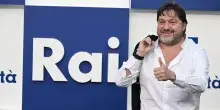 Uno, nessuno e Ranucci. Eroe o a fare i suoi bisogni: la doppia versione della telefonata a Gabanelli