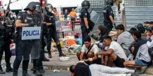 Nuovi scontri a Ceuta: la crisi non si ferma, polizia antisommossa e spari in aria