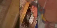 Fiamme in contrada Ziretto a Taormina, sindaco De Luca mette in salvo una donna