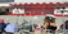 Venezia, appostati da ore sul red carpet per i divi: "Dormiamo qui"