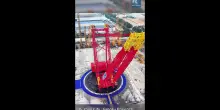 Cina, a Xuzhou una gru gigante che solleva fino a 14.000 tonnellate