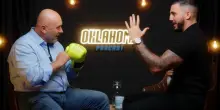 Politica, ironia e conversazioni senza filtri: riparte Oklahoma Podcast