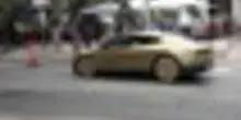 Tesla lancia Cybercab, il robotaxi senza volante e senza pedali