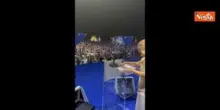 Meloni a Bari per festa record durata Governo, il dietro le quinte sul palco del comizio