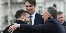 Dopo Mosca gli inviati di Trump a Kiev. Zelensky: "Serve una pace dignitosa"