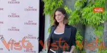 Venezia 83, Sophie Codegoni in posa per i fotografi al Lido per la Mostra del Cinema