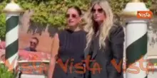 Venezia 83, Matilde Gioli e Tiziana Rocca arrivano al Lido per la Mostra del Cinema