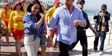 Harry e Meghan trattano con le tv. &ldquo;Palazzo in ansia&rdquo;, il peggiore incubo di Re Carlo