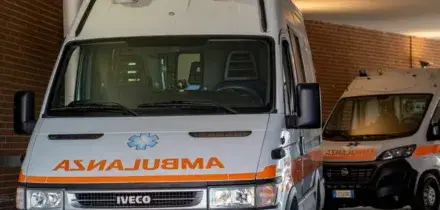 Incidente stradale nel Reggino, morti padre e figlie di 14 e 8 anni