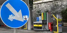 Carburanti, il Cdm proroga il taglio accise per una settimana. A quanto ammonta