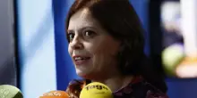 Ilaria Salis, gli ex collaboratori le fanno pignorare il conto. E lei cade dalle nuvole