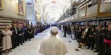 Leone cancella i tagli agli stipendi dei cardinali decisi da Bergoglio per il Covid