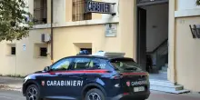 Napoli, adesca una ragazza sui social e la violenta in cantina. Arrestato