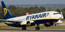 Ryanair, risucchiato dal finestrino. Il Ceo: "Non merita risarcimento milionario"