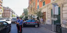 Psicosi nel quartiere Prati: indagini del Ris per individuare il "cecchino". Si stringe il cerchio