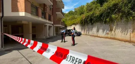 Roma, da solo a casa precipita dal balcone. Grave un bimbo di 5 anni