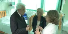 Mattarella visita la stanza rosa del pronto soccorso dell'ospedale di Grosseto