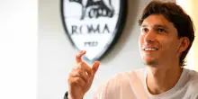 L'intervista a Balerdi: &ldquo;Roma nel destino. Innamorato da sempre della maglia giallorossa&rdquo;