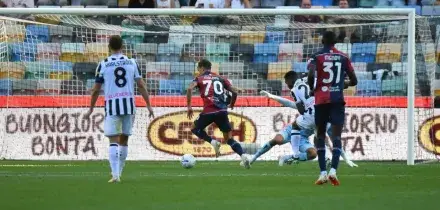 Maldini ancora a segno, il Cagliari vince a Udine e vola alto