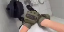 Prof accoltellata a Roma, online l'agghiacciante video dell'aggressione del 13enne | GUARDA