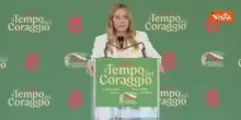 Meloni: "Norma in arrivo per numero massimo di stranieri in classe e divieto burqa"