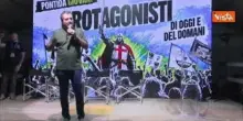 Salvini a Pontida Giovani: Vi pagate pullman per essere qui alla faccia di qualche giornalista