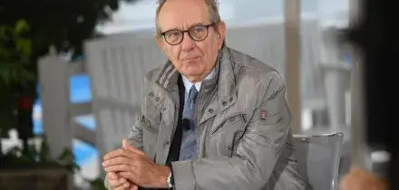 Unicredit, Padoan lascer&agrave; al termine del mandato: &ldquo;Motivi personali&rdquo;