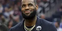 LeBron James ai Philadelphia 76ers, &egrave; ufficiale: sui social l&rsquo;annuncio &egrave; spettacolare