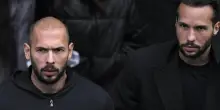 Andrew Tate oggi in tribunale a Miami con il fratello Tristan
